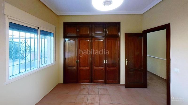 Foto b6ca7722-4ebe-4a1e-837b-96e5688be5f8. Chalet in calle polígono 106 paraje 566 majaneque 74 in Córdoba