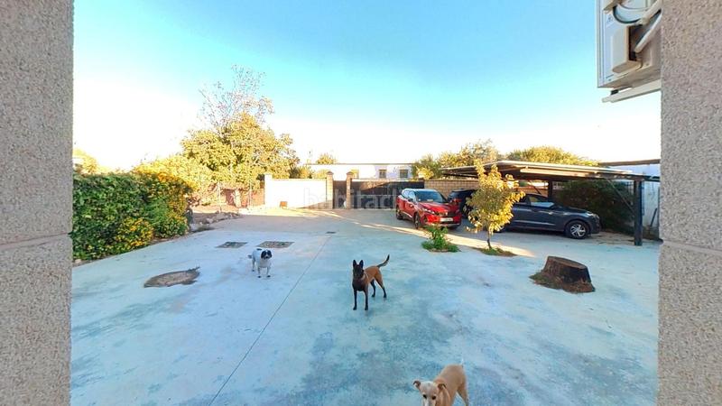 Foto ce81f77f-5fa0-4f3e-be05-46ee6f477d1b. Chalet in calle polígono 106 paraje 566 majaneque 74 in Córdoba