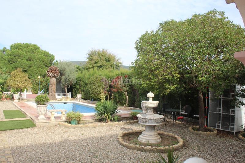 Foto 81f61400-2825-4ce3-b38a-b16e582eece5. Chalet con parcheggio piscina in El Higuerón Córdoba