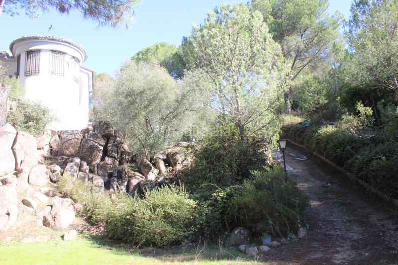 Foto c7cf5a35-8fc2-4ed6-8582-2baf968b2391. Xalet amb aparcament a Las Jaras Córdoba