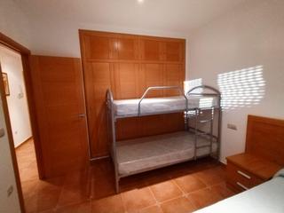 Casa a Cardeña. Magnífica casa familiar en cardeñas