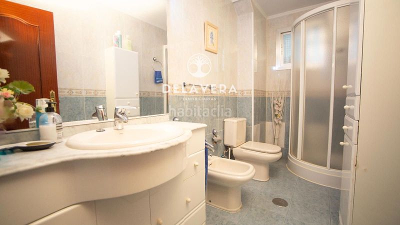 Foto e8827c89-3990-497a-a709-efd7b6d008de. Pis amb calefacció a Reyes Parla