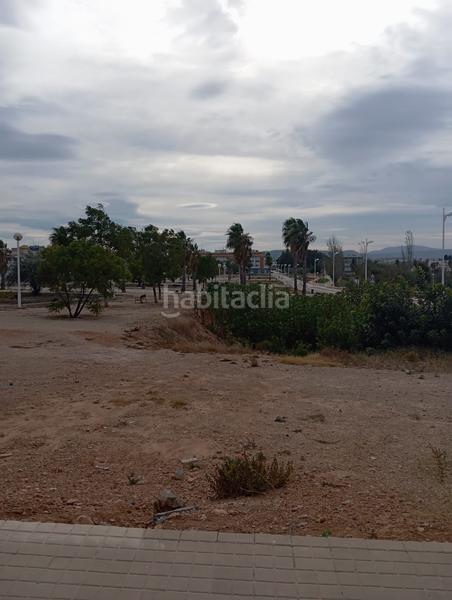 Foto dc62c248-1c11-46f1-84dd-12ca1bb48de6. Terreno residenziale in carrer josep renau 9 in Monserrat