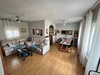 Apartament a Chaparil - Torrecilla - Punta Lara. Apartamento reformado en venta en nerja centro con 2 habitacióne