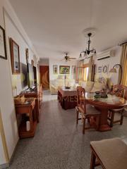 Maison à Centro. Casa de pueblo en nerja reformada con 3 dormitorios