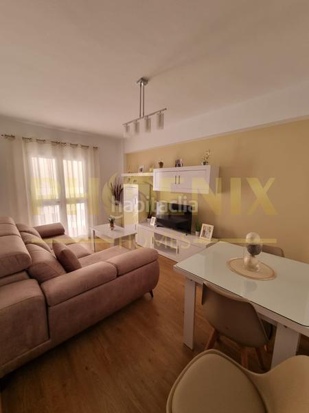 Foto 88f1bd2f-96d8-408c-b07c-175eb3198016. Appartement dans Avda Pescia - Ctra de Frigiliana Nerja