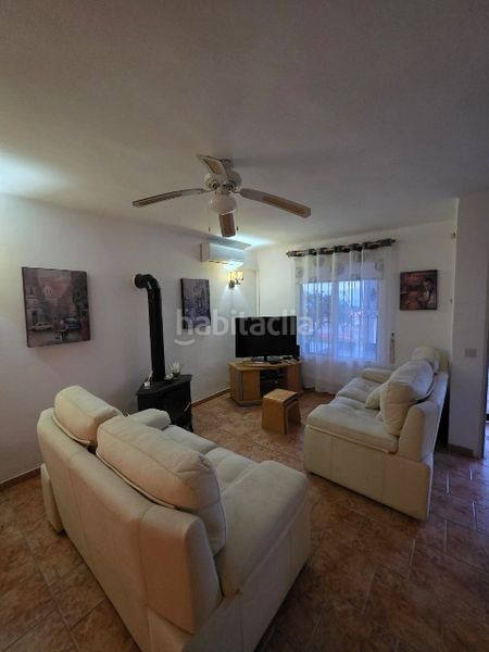 Foto 77ee3318-9cc6-4693-944e-0c51b84d159d. Casa adossada a calle aristóteles 72 a Avda Pescia - Ctra de Frigiliana Nerja