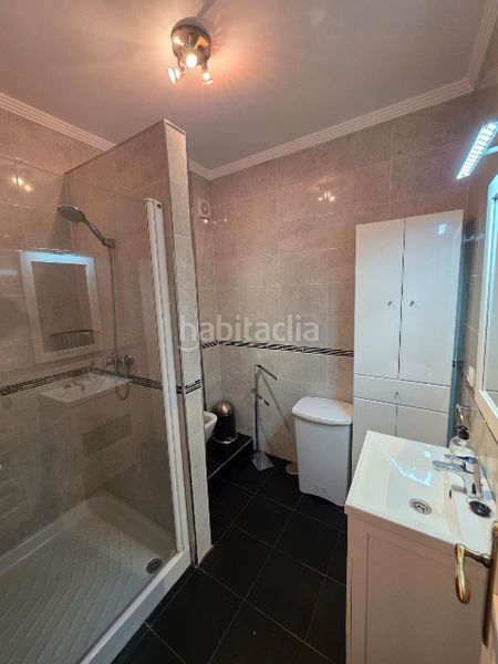 Foto a8433d99-6375-4cf0-9486-10b6ce671e84. Casa adossada a calle aristóteles 72 a Avda Pescia - Ctra de Frigiliana Nerja