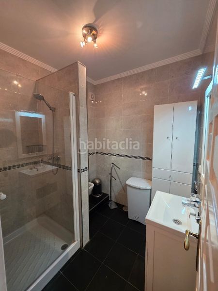Foto d804a0b0-fa22-4fd6-a537-3e5949d1a3f7. Casa adossada a calle aristóteles 72 a Avda Pescia - Ctra de Frigiliana Nerja