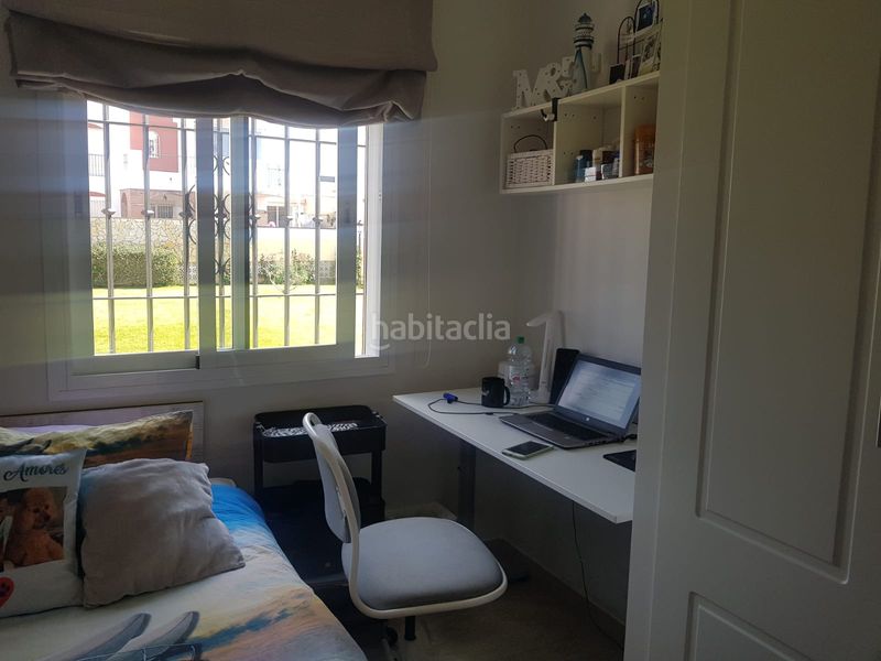 Foto 60ce1764-f0b1-46b2-b536-258a0821e7c5. Xalet amb aparcament a Avda Pescia - Ctra de Frigiliana Nerja
