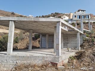 Maison à Urbanización Santa Rosa. Parcela urbanizable 400 m2 con estructura al 40% para construir