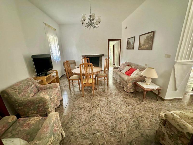 Foto cef9c43f-f969-4b4e-9b84-df53b33a0612. Casa con camino parcheggio in Pedanías - Extrarradio Albacete