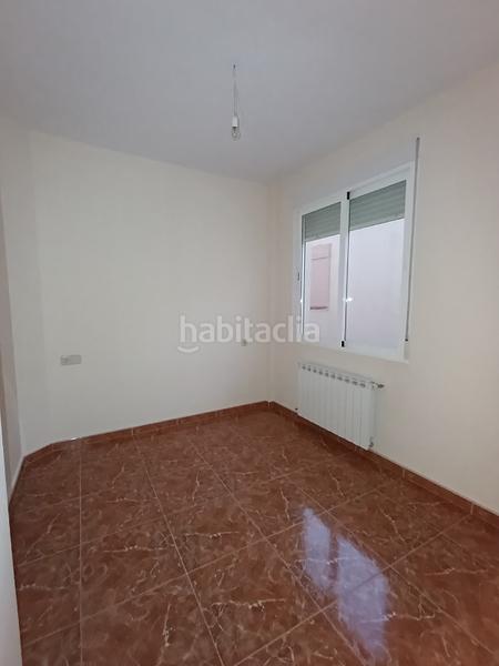 Foto cfb73fe4-8d9a-4f69-9296-70fbbf4a85da. Casa a schiera con parcheggio in Tobarra