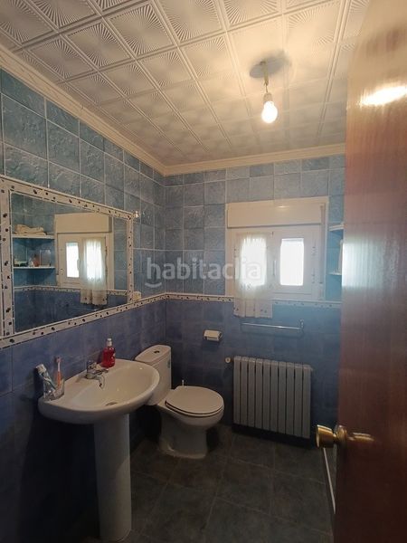 Foto 594d1046-1bb6-4729-a85d-1e4f98614133. Casa amb calefacció aparcament a Albatana