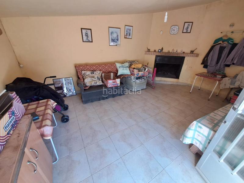 Foto 25a3cae8-2296-45a1-942b-8fd069f72971. Casa amb xemeneia calefacció aparcament a Pozohondo