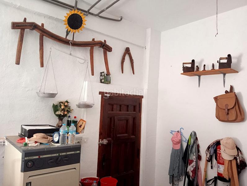 Foto c1519118-8d20-40c4-8d32-ec10db4d53af. Casa amb xemeneia calefacció aparcament a Pozohondo