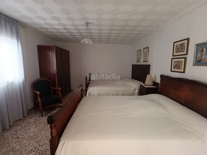 Foto 19a0d6c4-203a-42c8-b151-ccc22a796098. Casa amb xemeneia a Albatana
