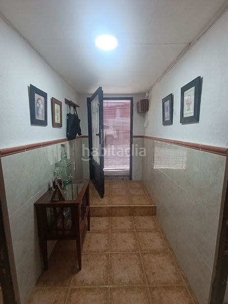 Foto d60a8495-f5b7-4d16-98d9-6501ec6c6805. Casa adossada amb xemeneia a Tobarra