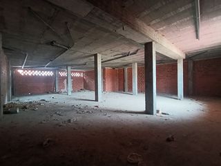 Geschäftsraum in Tobarra. Local comercial en tobarra