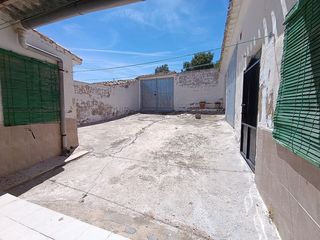 Casa adossada a Tobarra. Casa en tobarra