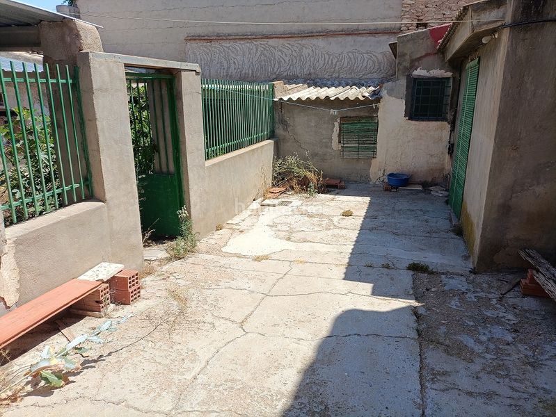 Foto 9aaba323-d1f6-4853-b0b9-e3c728b319f7. Casa adossada amb aparcament a Tobarra