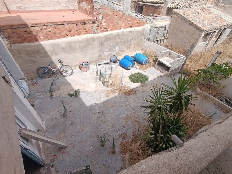 Foto d5019d9b-df44-4498-a683-8a9162beb8c7. Casa amb aparcament a Tobarra