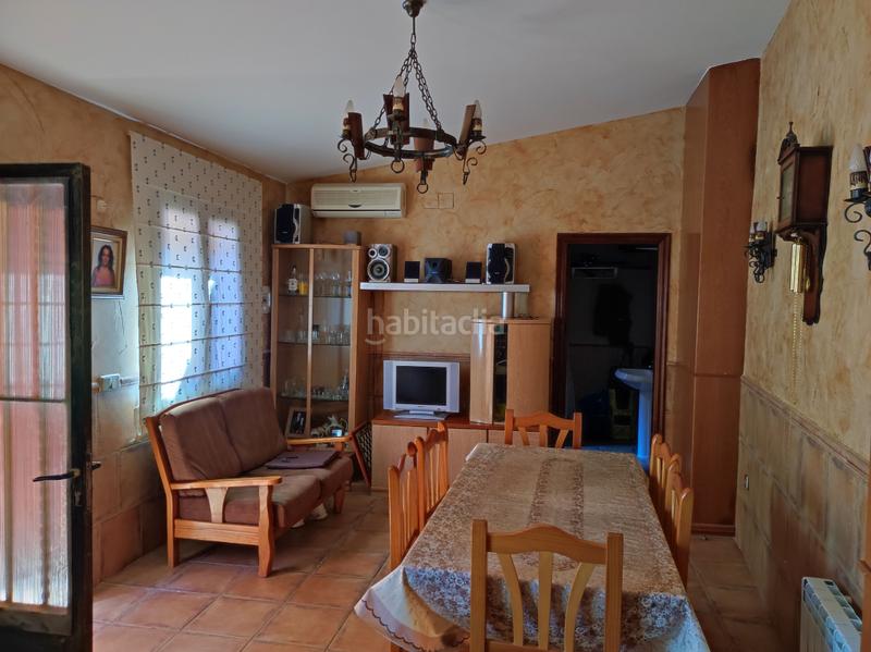 Foto 31a405e3-d8ce-49d8-8575-ca782e15de01. Haus mit heizung parking pool in Tobarra