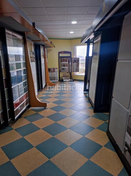 Foto 1e576a7d-94d0-4e7b-bbd4-4bdbcb77742c. Bâtiment à usage industriel dans Tobarra