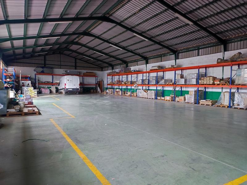 Foto 5cbb72ff-39a2-42f0-9b23-3211b1e536b2. Bâtiment à usage industriel dans Tobarra