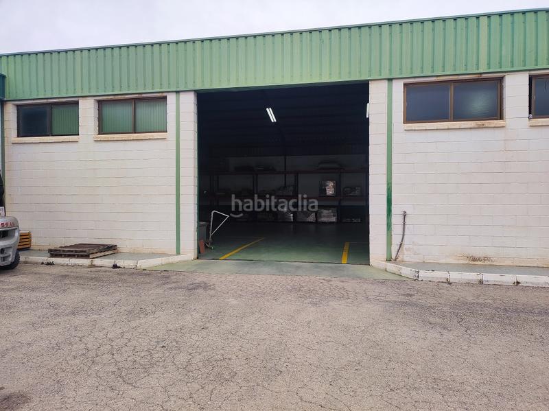 Foto 8e22985c-bcce-4573-98c0-9092fa722a3e. Bâtiment à usage industriel dans Tobarra