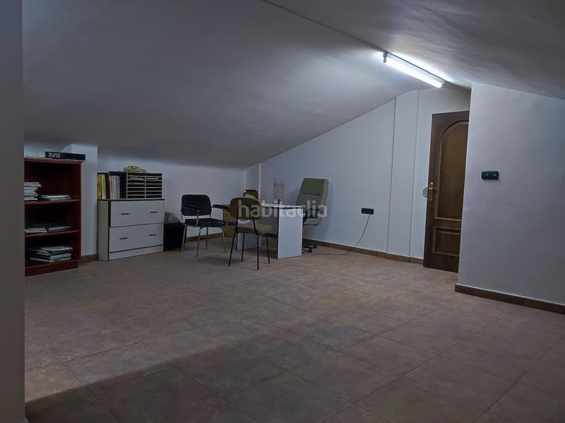 Foto d26b3e31-da6d-418a-b0bd-2c888c63ddc1. Bâtiment à usage industriel dans Tobarra