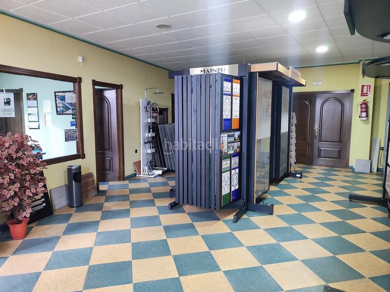 Foto e5b9e892-d16d-42d7-b3c2-7044cdeb63d1. Bâtiment à usage industriel dans Tobarra