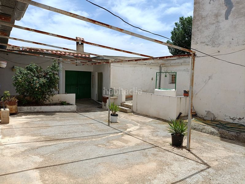 Foto 7cbcd7a2-99e1-4c5b-ac67-c06bffac9a28. Casa amb xemeneia aparcament piscina a Tobarra