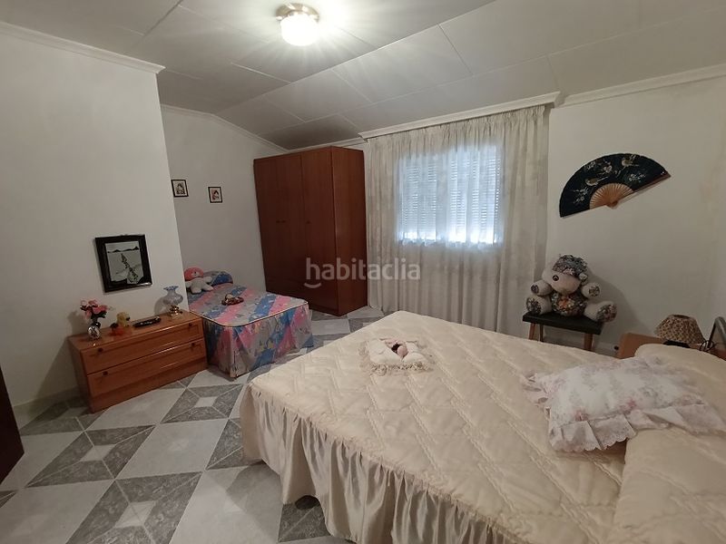 Foto ddaff3fb-d0a4-463e-94c6-92c8cd982bea. Casa amb xemeneia aparcament piscina a Tobarra