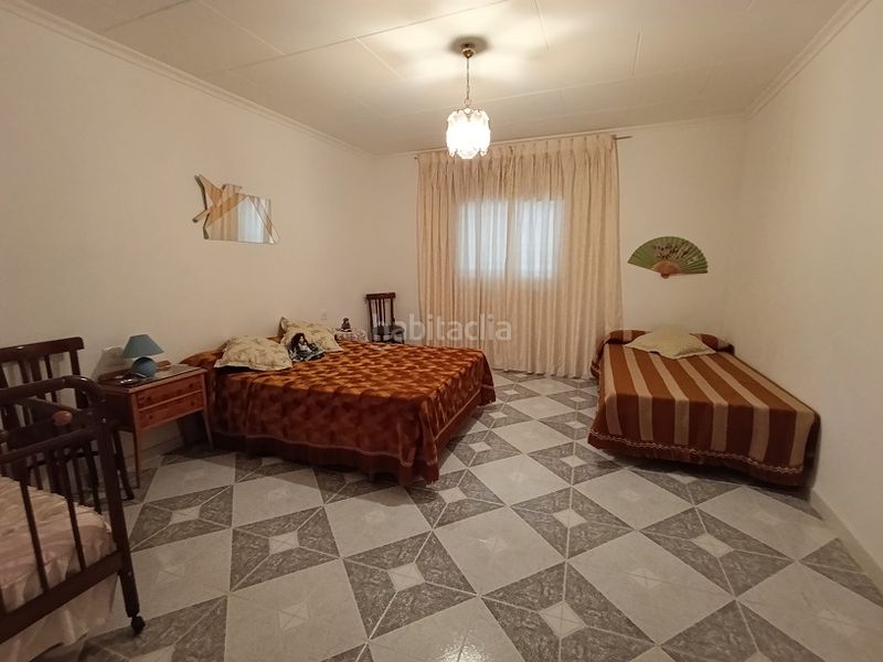 Foto e9a110b3-476d-4c85-9398-0ad82e5c1347. Casa amb xemeneia aparcament piscina a Tobarra
