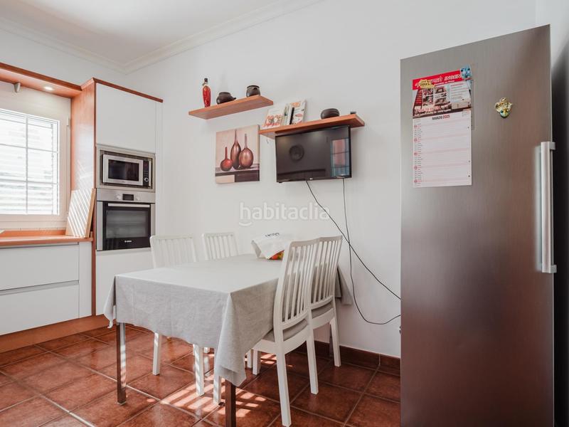 Foto d6a95a2d-8405-4a93-8d18-12cf7b772d27. Casa aparellada a calle lepanto 14 a Ingenio pueblo Ingenio