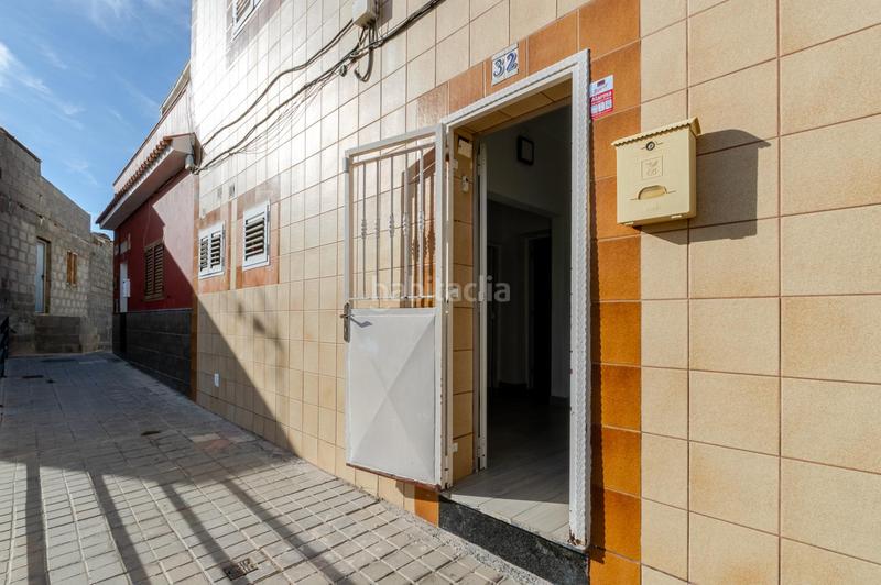 Foto 94b1bac3-ee8a-4dc1-af2c-2a77fcb9c4fd. Casa in calle río nervión 32 in San Juan - San José Palmas de Gran Canaria (Las)