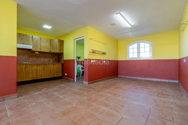 Foto 69a7040b-e1df-448e-b615-ca51d77ee424. Casa adossada a bentaguayre 35 a Vecindario - El Doctoral - Cruce de Sardina Santa Lucía de Tirajana