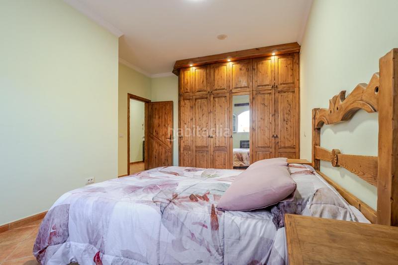 Foto a156c841-39e4-40d4-a426-3db13bc4c53e. Casa adossada a bentaguayre 35 a Vecindario - El Doctoral - Cruce de Sardina Santa Lucía de Tirajana