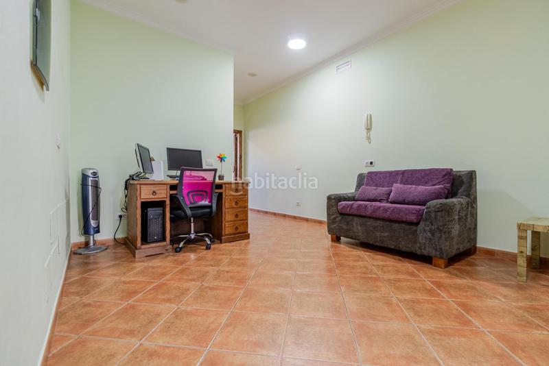 Foto bb55b3db-76c9-4eec-abb7-965ccb0a6ac2. Casa adossada a bentaguayre 35 a Vecindario - El Doctoral - Cruce de Sardina Santa Lucía de Tirajana