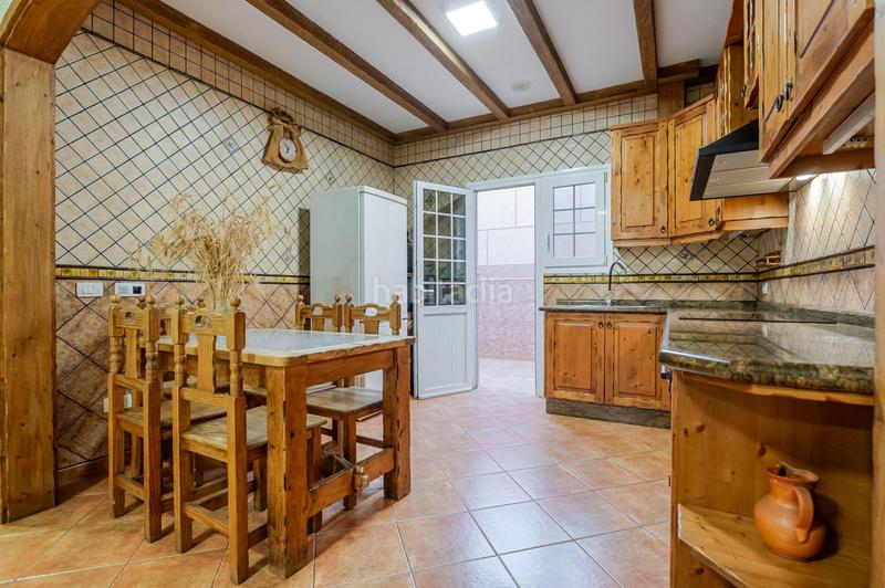 Foto f0ccc2bf-a32c-4b06-b60b-327d064d3f5e. Casa adossada a bentaguayre 35 a Vecindario - El Doctoral - Cruce de Sardina Santa Lucía de Tirajana