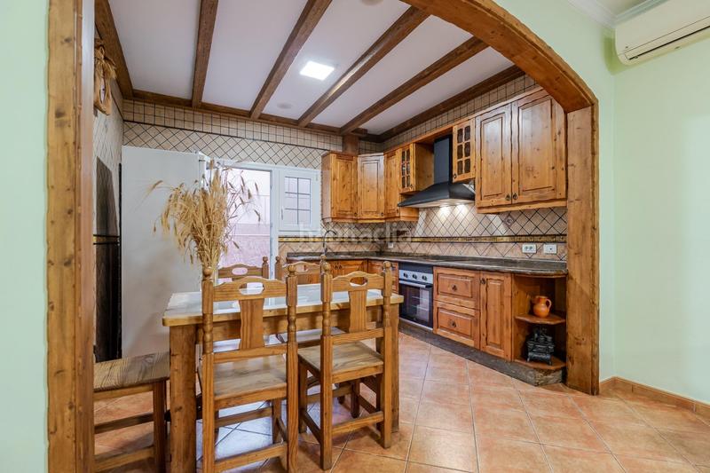 Foto f4e8d22d-d053-4496-8c06-1f4bd3dd21ba. Casa adossada a bentaguayre 35 a Vecindario - El Doctoral - Cruce de Sardina Santa Lucía de Tirajana