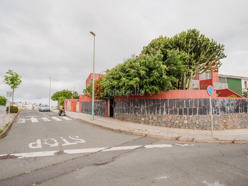 Foto 09767ed4-4305-4c98-ae0a-96f3100da3fb. Reihenhaus in calle arquit laureano arroyo 117 in Palmas de Gran Canaria (Las)