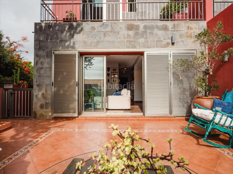 Foto 17eb8eed-831a-461c-8c00-d79366187880. Reihenhaus in calle arquit laureano arroyo 117 in Palmas de Gran Canaria (Las)