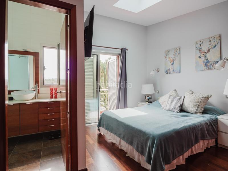 Foto 8a8e7601-f942-4bd7-b47a-72582b406aec. Reihenhaus in calle arquit laureano arroyo 117 in Palmas de Gran Canaria (Las)