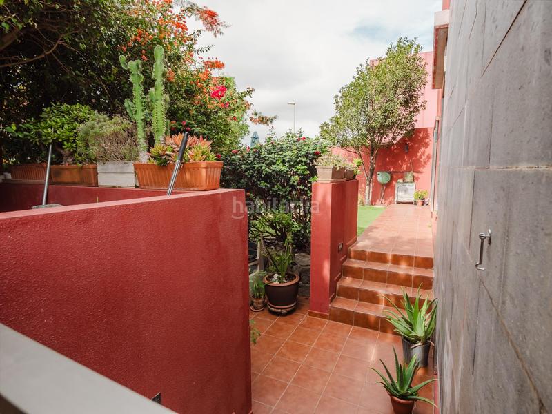 Foto acae7674-de2c-4cfe-9288-f23f16717403. Reihenhaus in calle arquit laureano arroyo 117 in Palmas de Gran Canaria (Las)