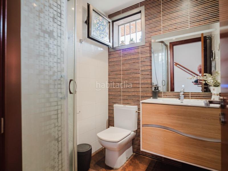 Foto b4c11e45-f199-418d-8b3d-ca12940c2d34. Reihenhaus in calle arquit laureano arroyo 117 in Palmas de Gran Canaria (Las)