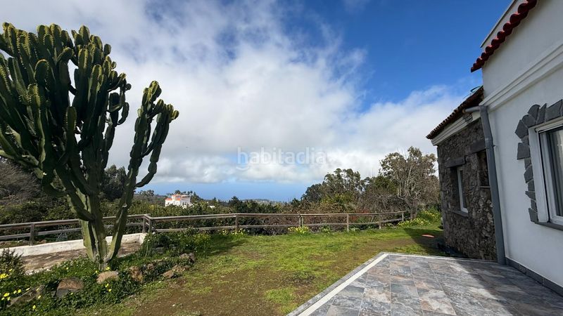 Foto b27d4a49-6a35-4f26-bba8-17e912934281. Masia amb aparcament piscina a Moya