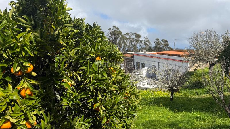 Foto cefadf0a-c2a3-4e69-864a-f1a728f178a9. Masia amb aparcament piscina a Moya