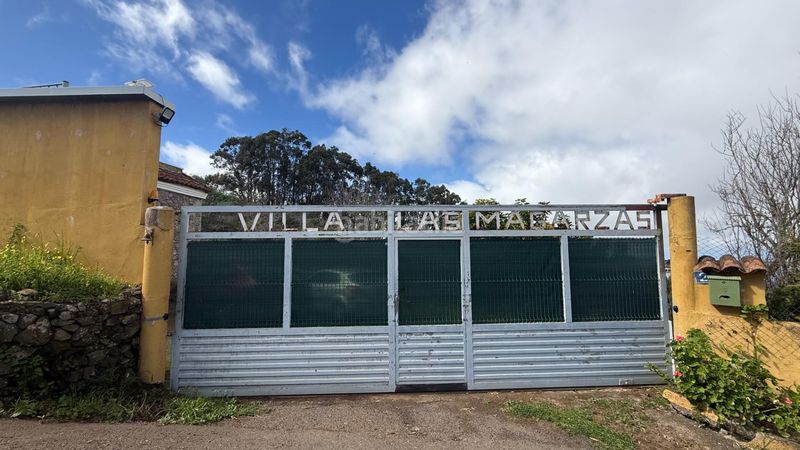 Foto e3ef26a3-2d9d-49c7-9bb5-e1af770532d3. Masia amb aparcament piscina a Moya